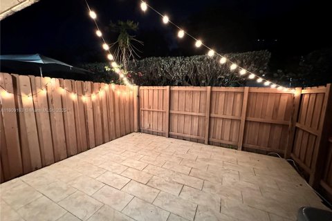 Adosado en venta en Miami, Florida, 2 dormitorios, 107.02 m2 № 1964495 - foto 21