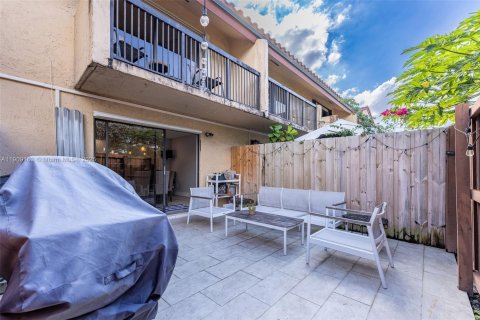 Adosado en venta en Miami, Florida, 2 dormitorios, 107.02 m2 № 1964495 - foto 19