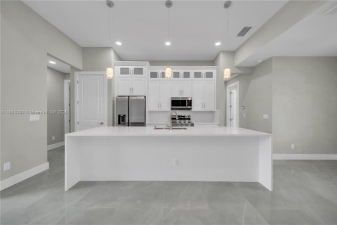 House in Lehigh Acres, Florida 3 bedrooms № 1872234 - photo 8