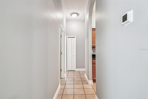 House in New Port Richey, Florida 4 bedrooms, 157.19 sq.m. № 1900448 - photo 10