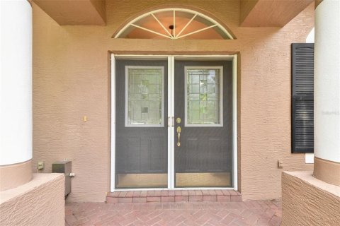 House in New Port Richey, Florida 4 bedrooms, 157.19 sq.m. № 1900448 - photo 3