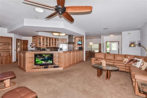 House in Lecanto, Florida 2 bedrooms, 193.33 sq.m. № 1907966 - photo 4