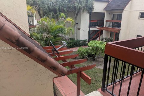 Condominio en venta en Miami, Florida, 3 dormitorios, 115.2 m2 № 1982164 - foto 16