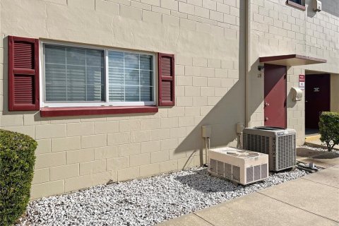 Casa en alquiler en Orlando, Florida, 1 dormitorio, 50.35 m2 № 1853759 - foto 4
