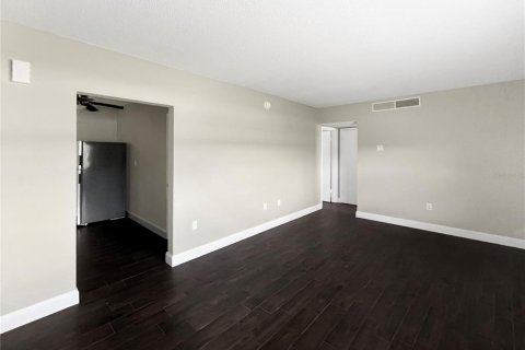 Casa en alquiler en Orlando, Florida, 1 dormitorio, 50.35 m2 № 1853759 - foto 7