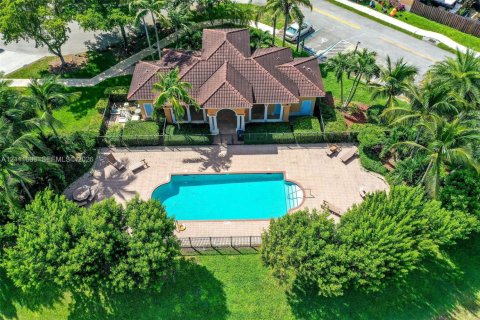 Adosado en venta en Miami, Florida, 4 dormitorios, 178.93 m2 № 2429960 - foto 17