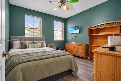 Adosado en venta en Miami, Florida, 4 dormitorios, 178.93 m2 № 2429960 - foto 13