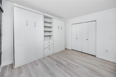 Купить кондоминиум в Клируотер, Флорида 5 комнат, 79.62м2, № 1899574 - фото 11