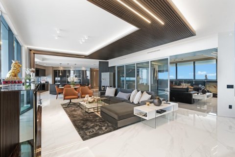 Condo in Sunny Isles Beach, Florida, 3 bedrooms  № 1727884 - photo 1