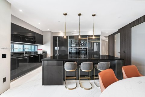 Condo in Sunny Isles Beach, Florida, 3 bedrooms  № 1727884 - photo 12