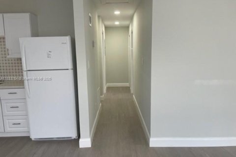 Casa en venta en Fort Lauderdale, Florida, 5 dormitorios, 139.35 m2 № 1814645 - foto 7