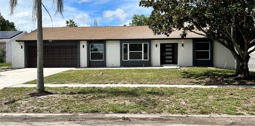 House in Orlando, Florida 4 bedrooms, 208.66 sq.m. № 1519874