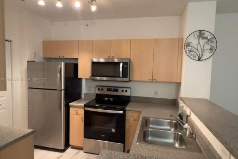 Condo in Tamarac, Florida, 1 bedroom  № 2081771 - photo 8
