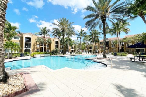 Condo in Tamarac, Florida, 1 bedroom  № 2081771