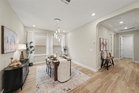 House in ESTANCIA

 in Wesley Chapel, Florida 3 bedrooms, 149.57 sq.m. № 2236052 - photo 6