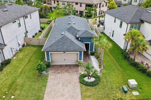 House in ESTANCIA

 in Wesley Chapel, Florida 3 bedrooms, 149.57 sq.m. № 2236052 - photo 28