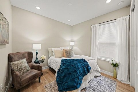 House in ESTANCIA

 in Wesley Chapel, Florida 3 bedrooms, 149.57 sq.m. № 2236052 - photo 19