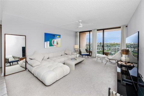 Condominio en venta en Treasure Island, Florida, 2 dormitorios, 109.16 m2 № 1802918 - foto 4