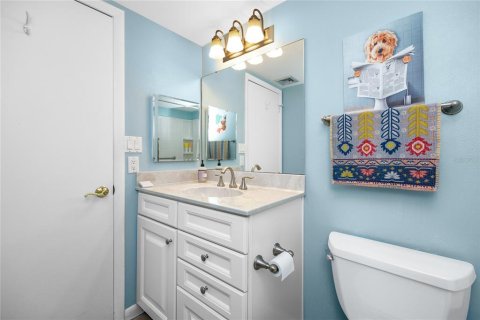 Condominio en venta en Treasure Island, Florida, 2 dormitorios, 109.16 m2 № 1802918 - foto 27