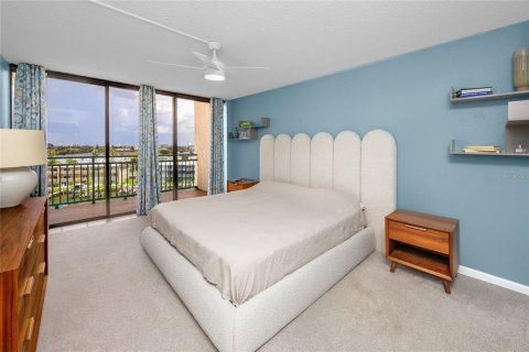 Condominio en venta en Treasure Island, Florida, 2 dormitorios, 109.16 m2 № 1802918 - foto 14