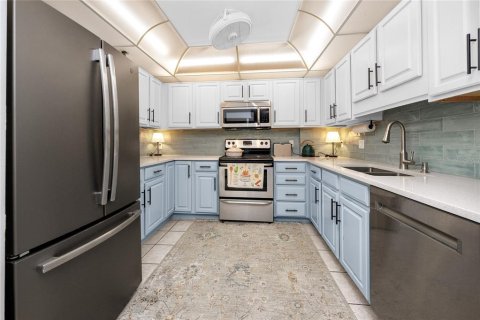 Condominio en venta en Treasure Island, Florida, 2 dormitorios, 109.16 m2 № 1802918 - foto 10