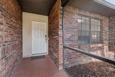 Casa en venta en Brandon, Florida, 4 dormitorios, 207.26 m2 № 2231323 - foto 8