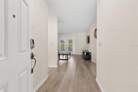 Casa en venta en Brandon, Florida, 4 dormitorios, 207.26 m2 № 2231323 - foto 9