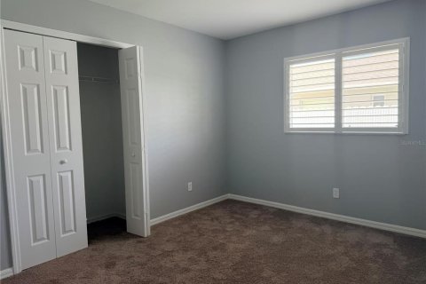 Villa ou maison à louer à Cape Coral, Floride: 3 chambres, 112.97 m2 № 2091475 - photo 13