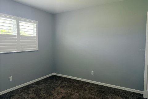 Villa ou maison à louer à Cape Coral, Floride: 3 chambres, 112.97 m2 № 2091475 - photo 12