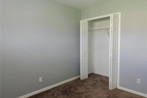 Villa ou maison à louer à Cape Coral, Floride: 3 chambres, 112.97 m2 № 2091475 - photo 11