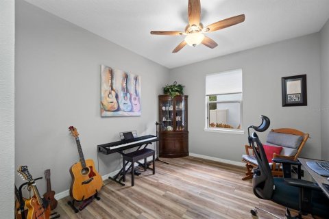 Villa ou maison à vendre à Wimauma, Floride: 3 chambres, 181.9 m2 № 2420420 - photo 21