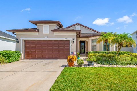 Villa ou maison à Wimauma, Floride 3 chambres, 181.9 m2 № 2420420