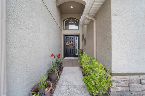 Villa ou maison à vendre à Zephyrhills, Floride: 4 chambres, 215.72 m2 № 1677782 - photo 3