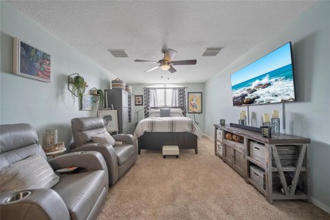 Villa ou maison à vendre à Zephyrhills, Floride: 4 chambres, 215.72 m2 № 1677782 - photo 30