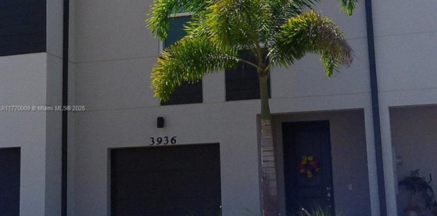Condo in Stuart, Florida, 3 bedrooms  № 1874450