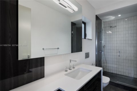 Купить виллу или дом в Норт-Майами, Флорида 6 спален, 534.19м2, № 2006180 - фото 22