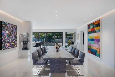Купить виллу или дом в Норт-Майами, Флорида 6 спален, 534.19м2, № 2006180 - фото 9
