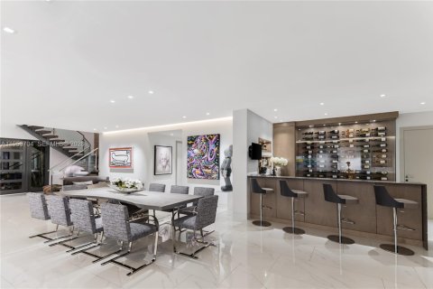 Купить виллу или дом в Норт-Майами, Флорида 6 спален, 534.19м2, № 2006180 - фото 10