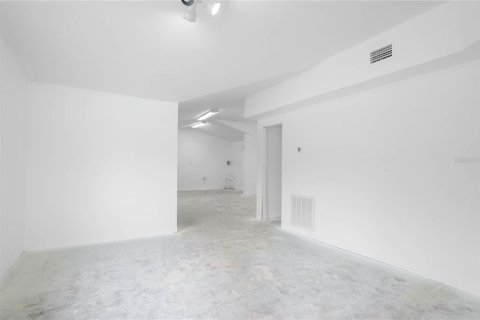 Commercial property in Crystal River, Florida 227.42 sq.m. № 1840353 - photo 13