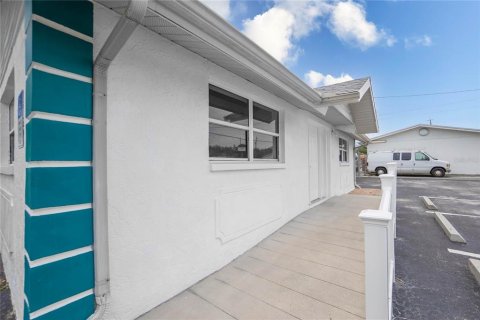 Commercial property in Crystal River, Florida 227.42 sq.m. № 1840353 - photo 5