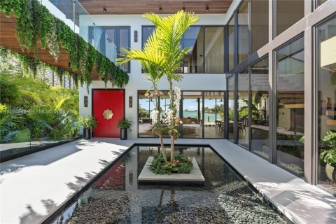 Villa ou maison à vendre à Miami Beach, Floride: 6 chambres, 567.54 m2 № 2089385 - photo 21