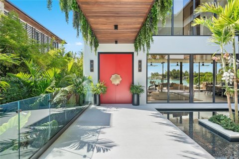 Villa ou maison à vendre à Miami Beach, Floride: 6 chambres, 567.54 m2 № 2089385 - photo 20