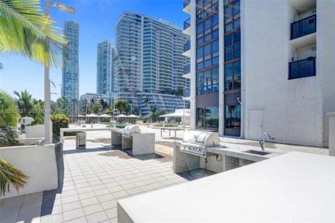Condominio en alquiler en Miami, Florida, 2 dormitorios, 91.97 m2 № 2085714 - foto 29