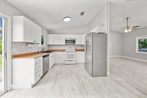 Casa en venta en Port Charlotte, Florida, 2 dormitorios, 91.79 m2 № 1873566 - foto 11