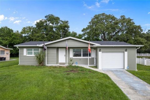 House in Beverly Hills, Florida 2 bedrooms, 107.12 sq.m. № 2349441