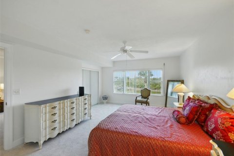 Condo in New Smyrna Beach, Florida, 2 bedrooms  № 1791528 - photo 21