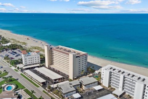 Condo in Venice, Florida, 2 bedrooms  № 2108056