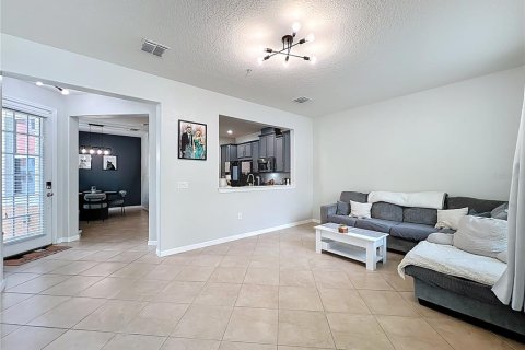 Townhouse in Orlando, Florida 3 bedrooms, 161.84 sq.m. № 1569910 - photo 18