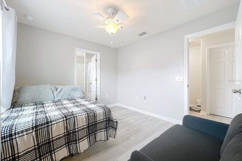 Townhouse in Orlando, Florida 3 bedrooms, 161.84 sq.m. № 1569910 - photo 15