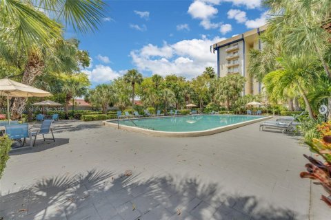 Condominio en venta en Miami, Florida, 1 dormitorio, 53.88 m2 № 2077183 - foto 9